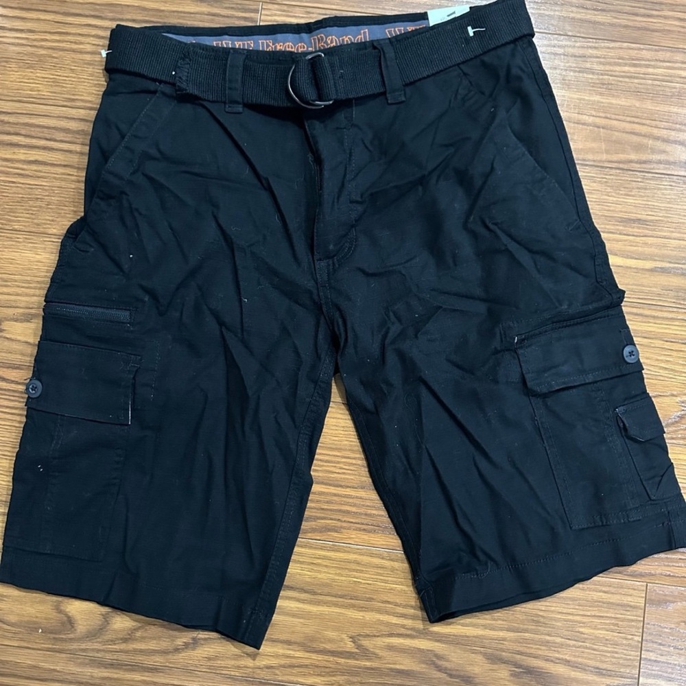 Men’s WearFirst Black Stretch Cargo Shorts Sz 32 NWT
